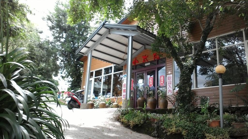 Qing Jing Xiao Taiyang Jingguan Homestay Ren'ai Exterior photo